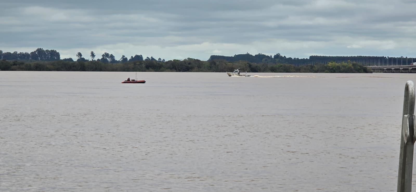 El Servicio de Oceanografía, Hidrografía y Meteorología de la Armada realizó una campaña hidrográfica en el litoral del país